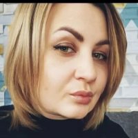 Марина Маркова